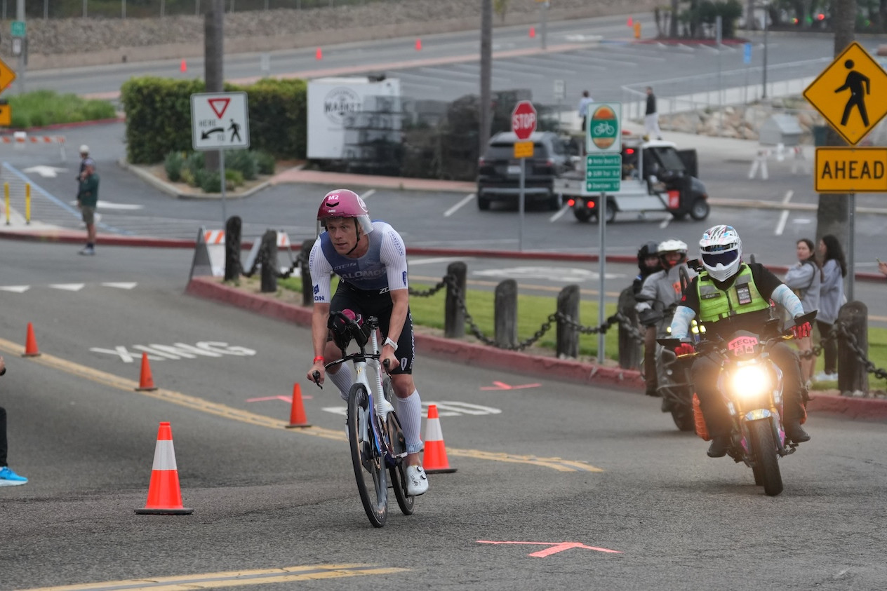 Ironman-Weltmeister Casper Stornes auf dem Bike