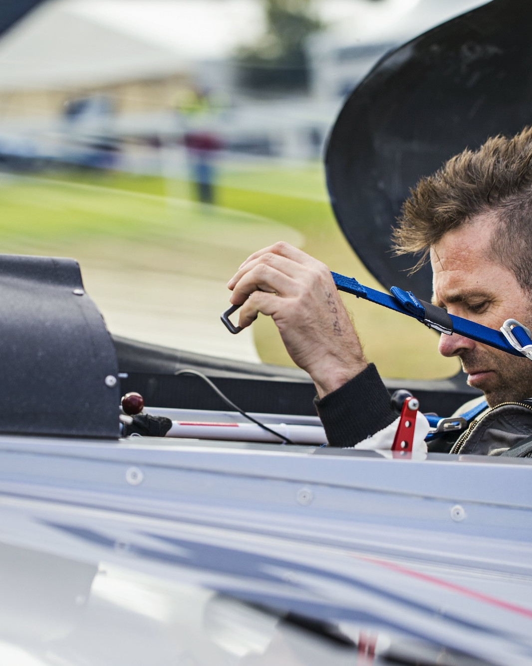 Air Race Pilot Hannes Arch im Cockpit